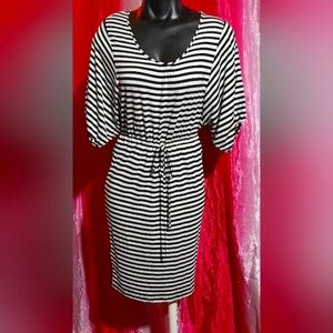 'Calvin Klein' Black and White casual Midi